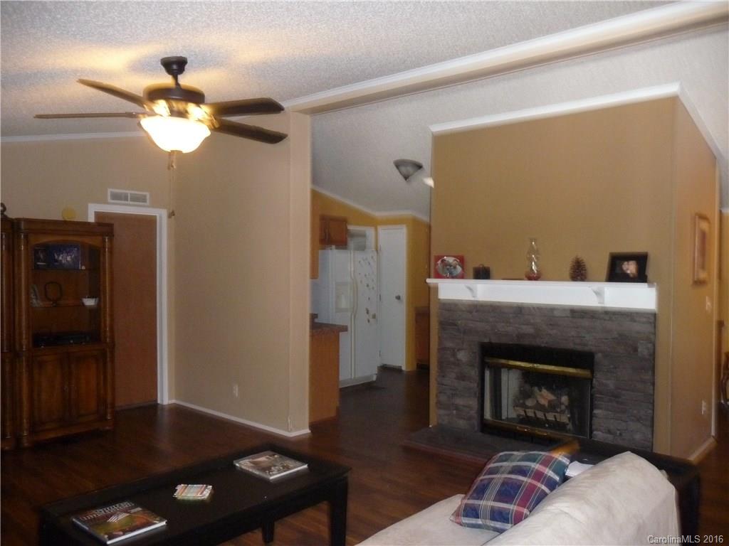 31 Speckled Hen Lane Asheville NC 28805