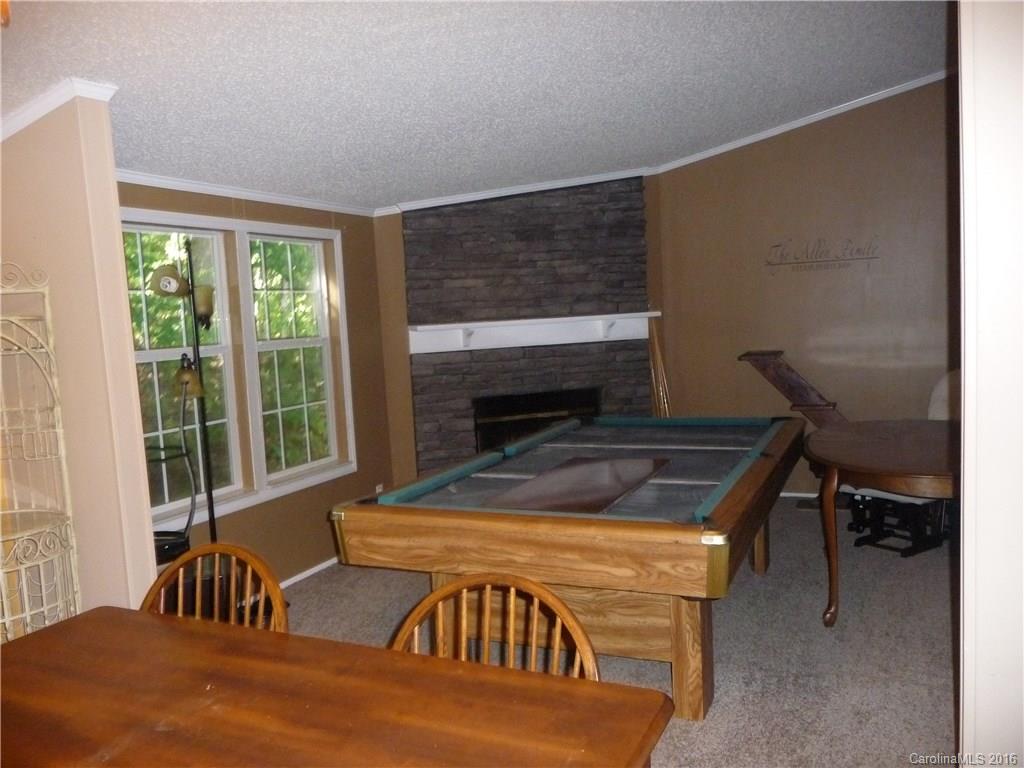 31 Speckled Hen Lane Asheville NC 28805