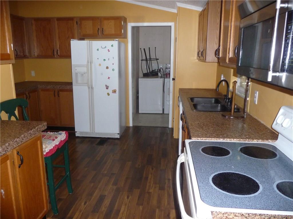 31 Speckled Hen Lane Asheville NC 28805