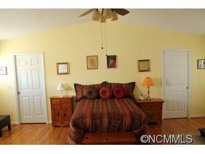 14 Green Valley Road Asheville NC 28806