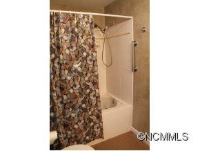 14 Green Valley Road Asheville NC 28806