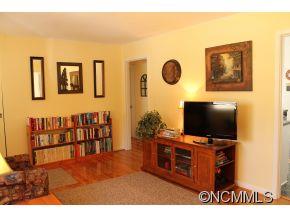 14 Green Valley Road Asheville NC 28806