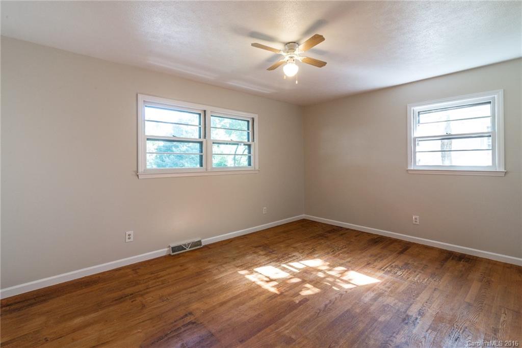 36 Oregon Avenue Asheville NC 28806