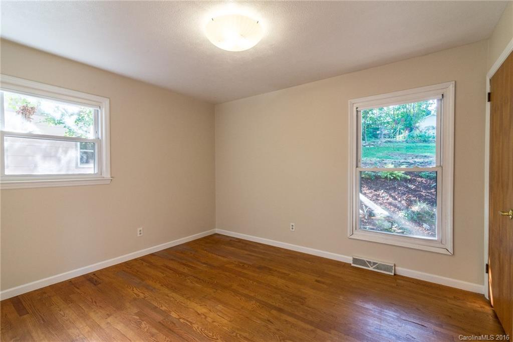 36 Oregon Avenue Asheville NC 28806