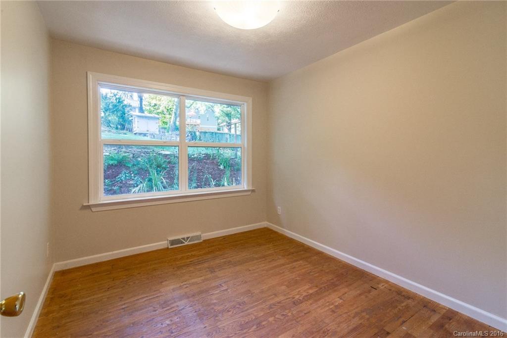 36 Oregon Avenue Asheville NC 28806