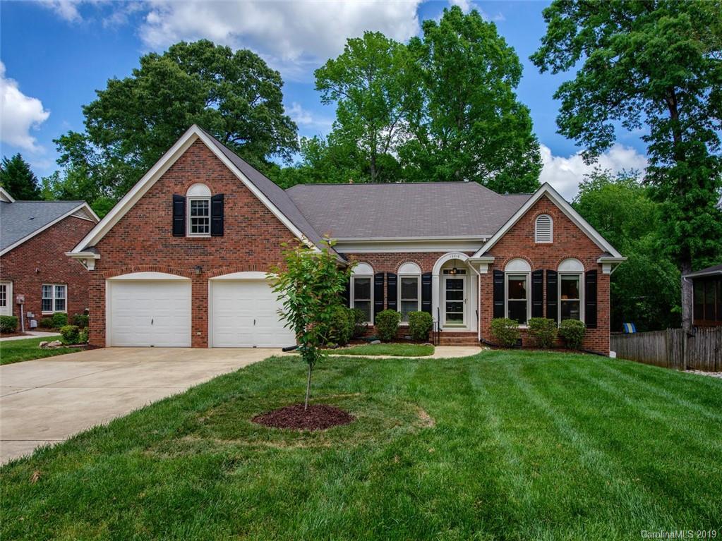 10216 Creek Dale Lane Charlotte NC 28277