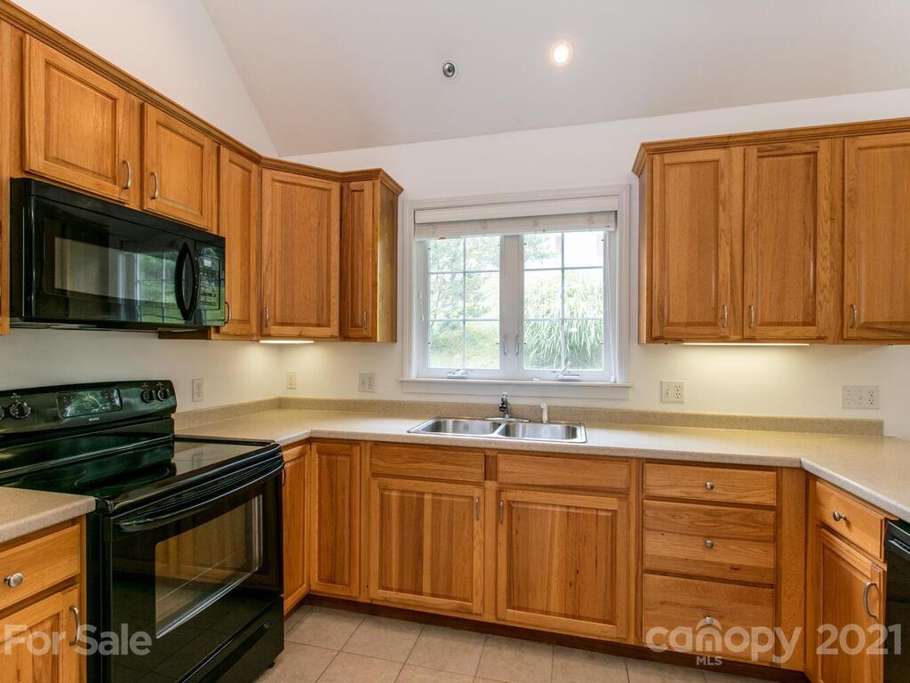 35 Viera Drive Swannanoa NC 28778