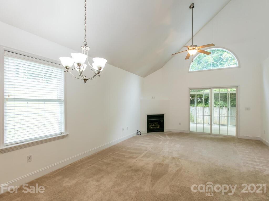 35 Viera Drive Swannanoa NC 28778