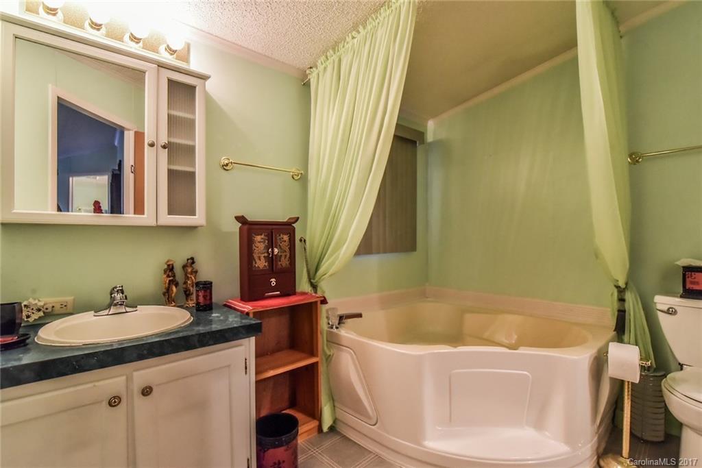 214 Magnolia Way Asheville NC 28806