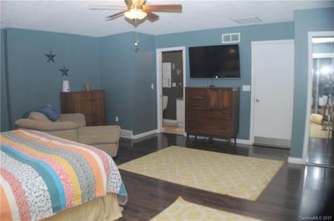 843 North Fork Road Barnardsville NC 28709
