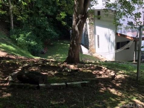 843 North Fork Road Barnardsville NC 28709