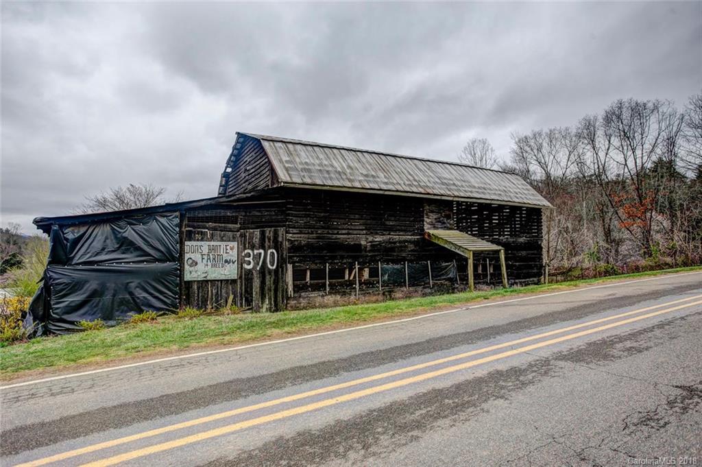 370 Youngs Cove Road Candler NC 28715