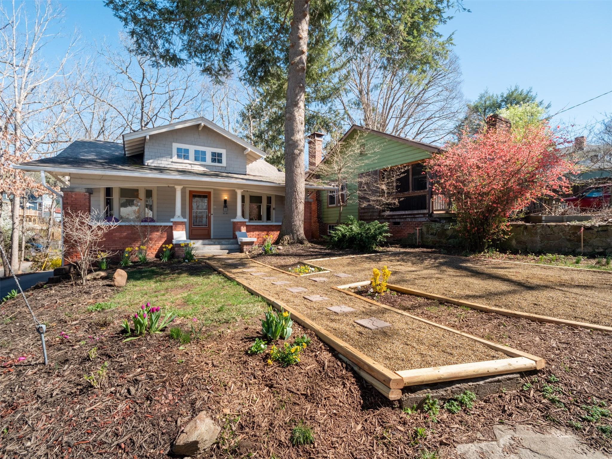 52 Ramoth Road Asheville NC 28804