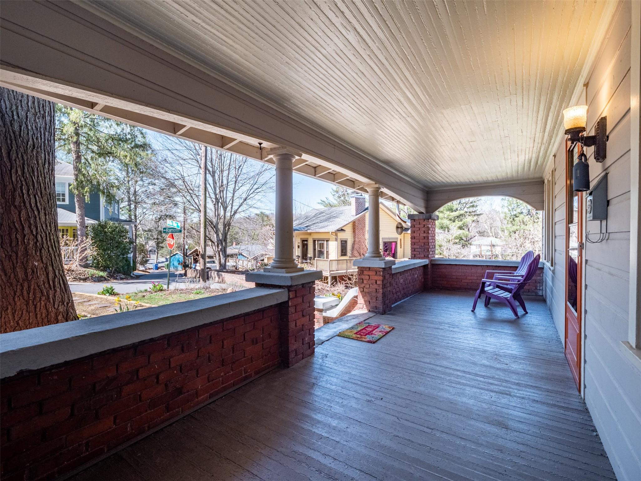 52 Ramoth Road Asheville NC 28804