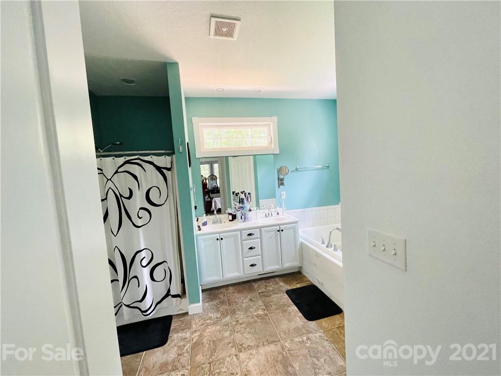 55 Robinson Cove Road Candler NC 28715