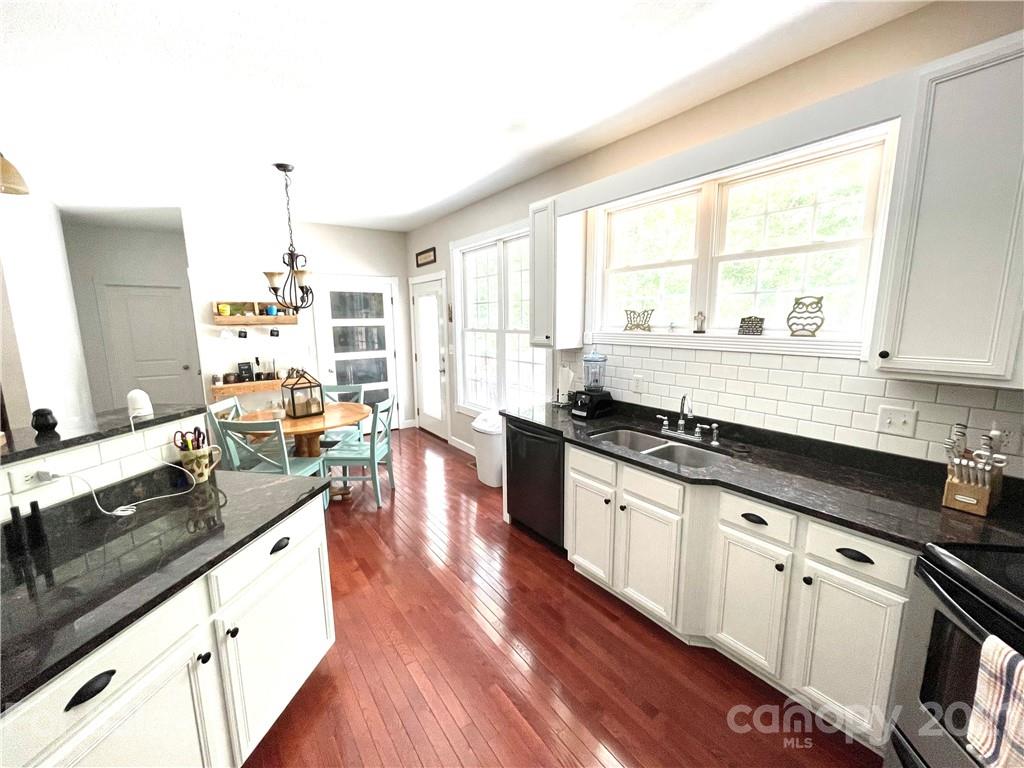 55 Robinson Cove Road Candler NC 28715