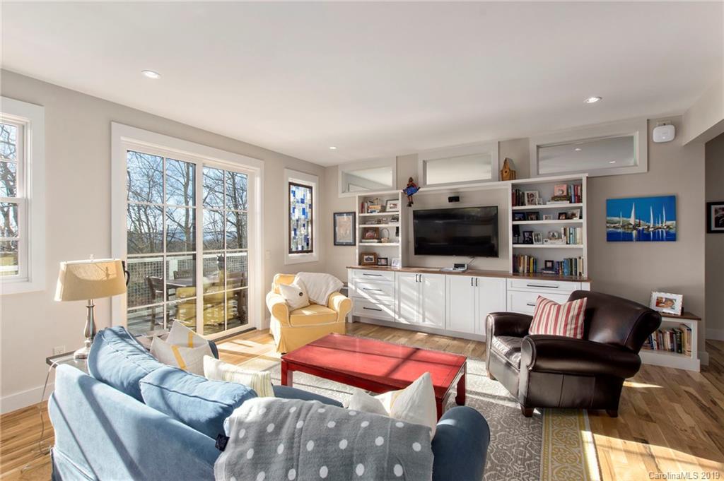 98 Cole Ridge Road Asheville NC 28804