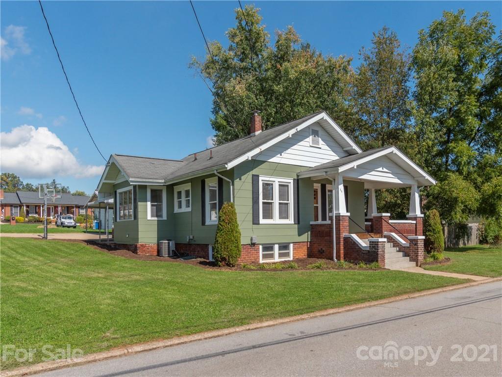 39 Poplar Street Canton NC 28716