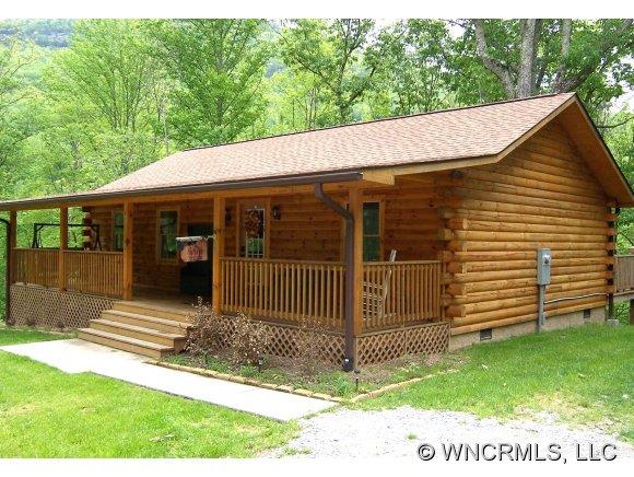 97 Old Mountain Pass Hendersonville NC 28792