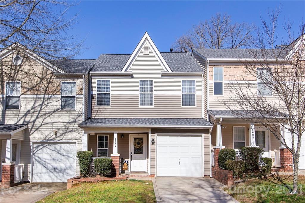 5612 Santeelah Court Charlotte NC 28217