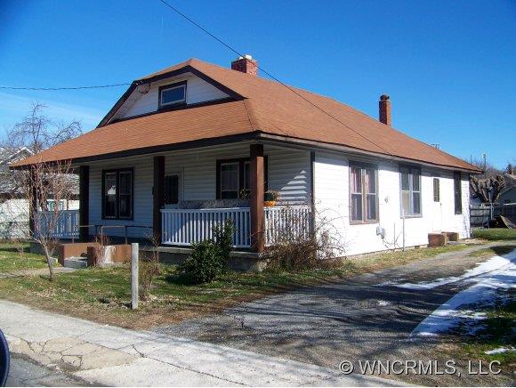 1287 Brown Avenue Waynesville NC 28786