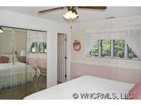 29 Mountain Terrace Asheville NC 28806