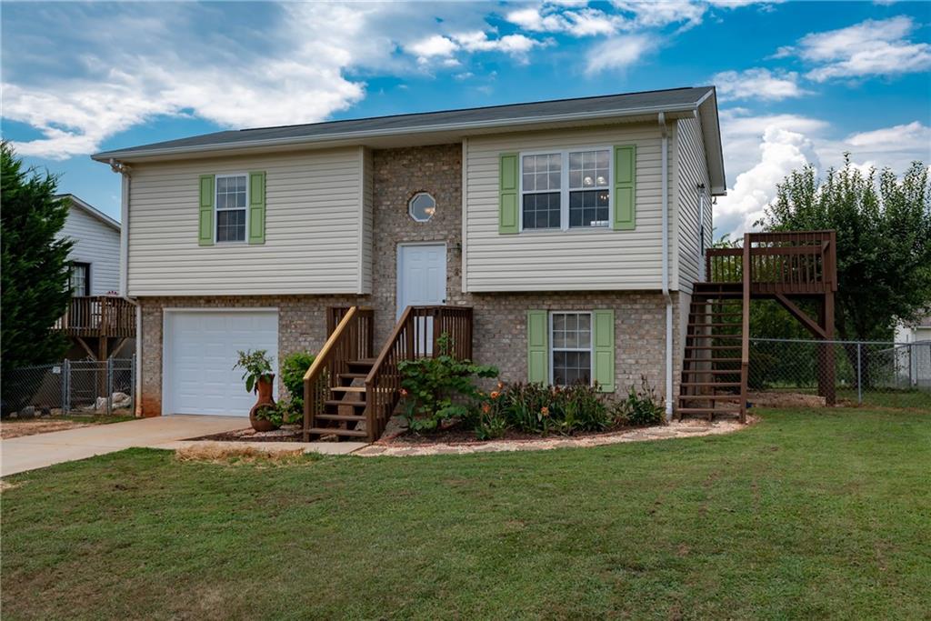 23 Redwood Court Hickory NC 28601