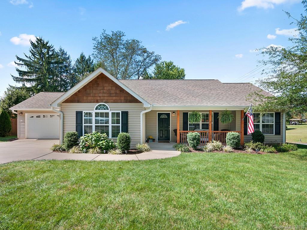 2 Pinnacle Valley Drive Candler NC 28715