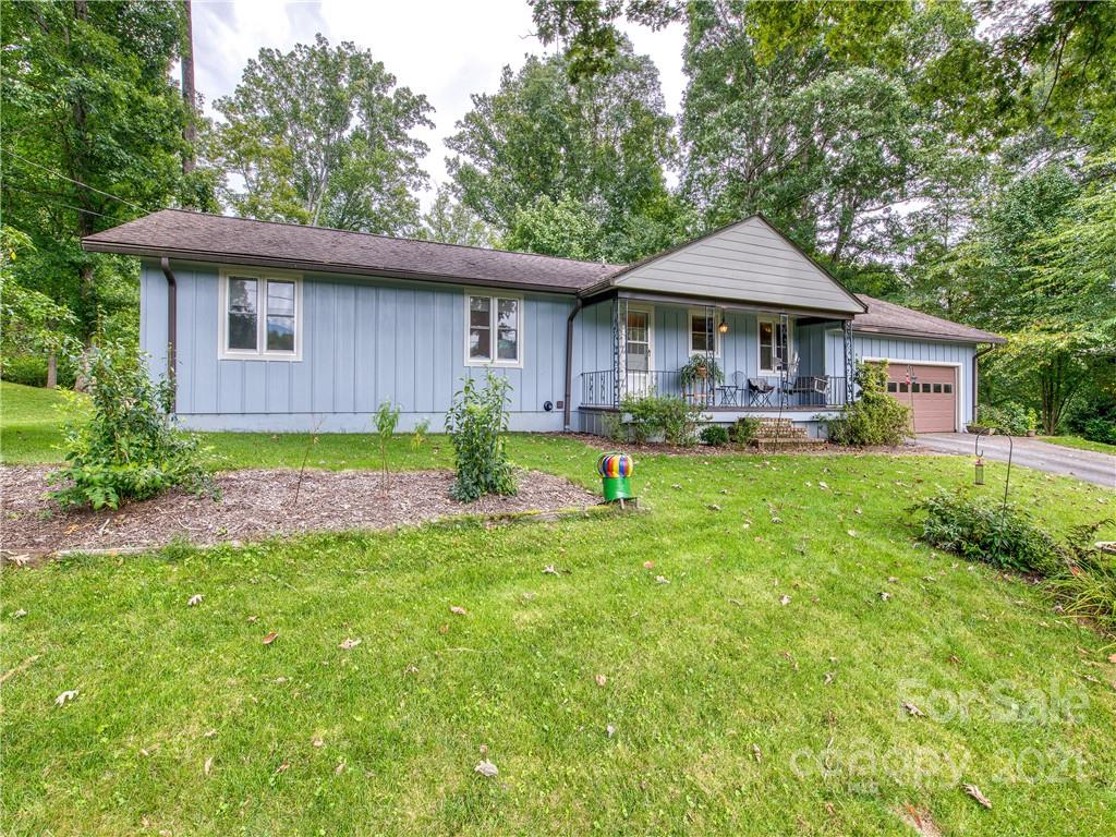 381 Chancery Lane Waynesville NC 28786