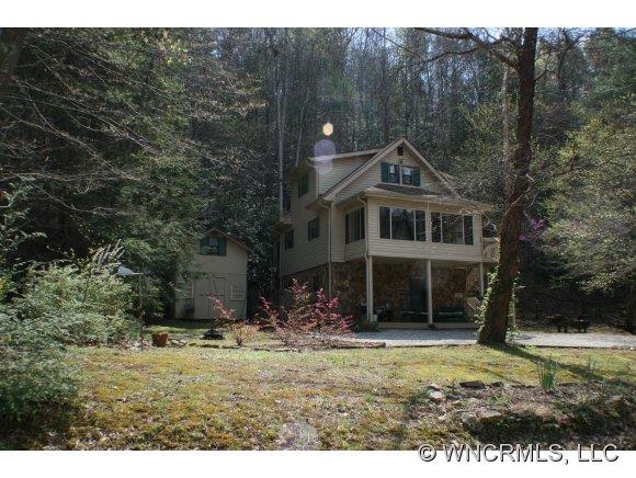 2630 Green River Cove Road Saluda NC 28773
