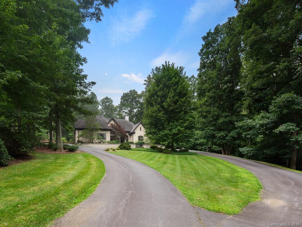 9 Oak Hollow Drive Asheville NC 28805