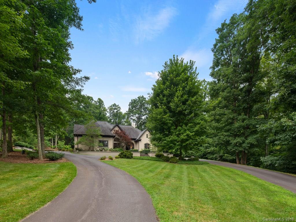 9 Oak Hollow Drive Asheville NC 28805