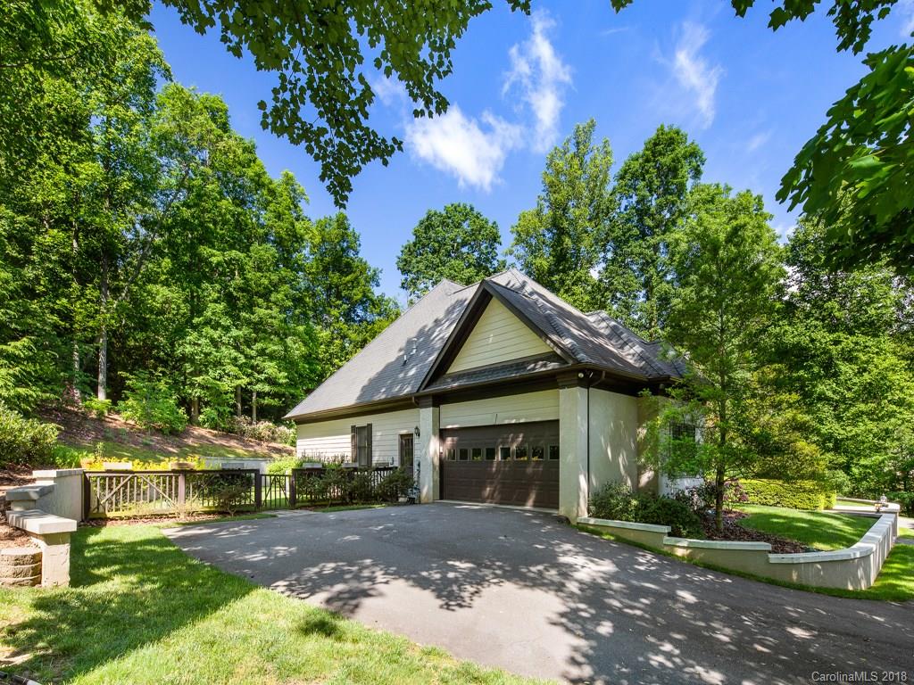 9 Oak Hollow Drive Asheville NC 28805