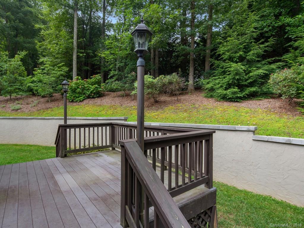 9 Oak Hollow Drive Asheville NC 28805