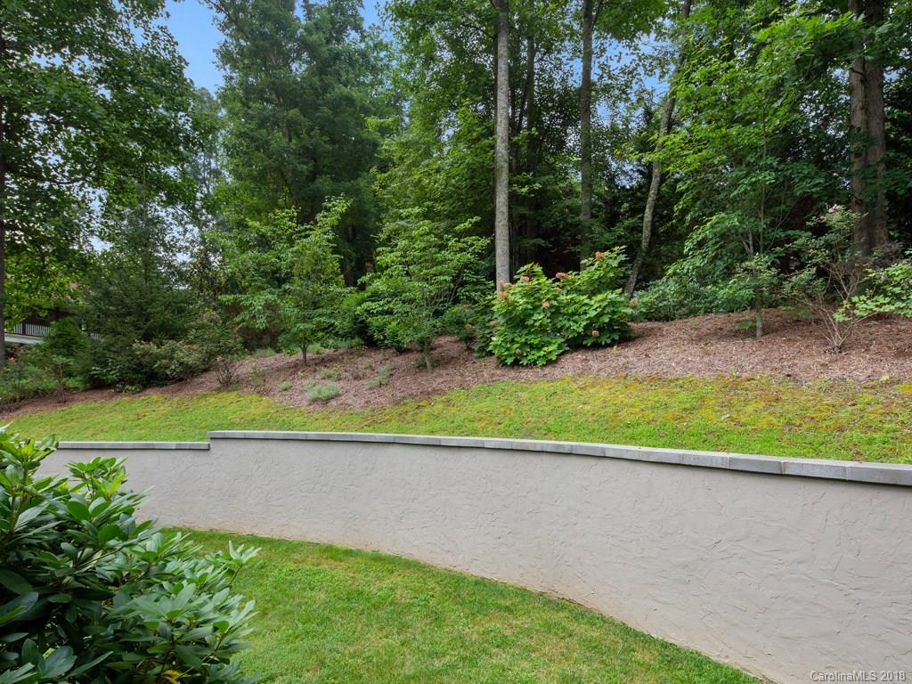9 Oak Hollow Drive Asheville NC 28805