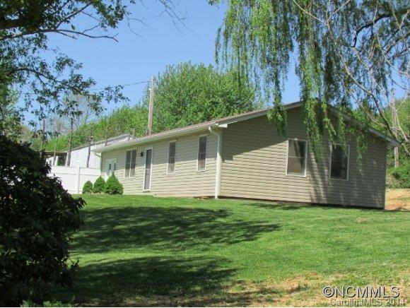 181 Shady Oak Road Burnsville NC 28714