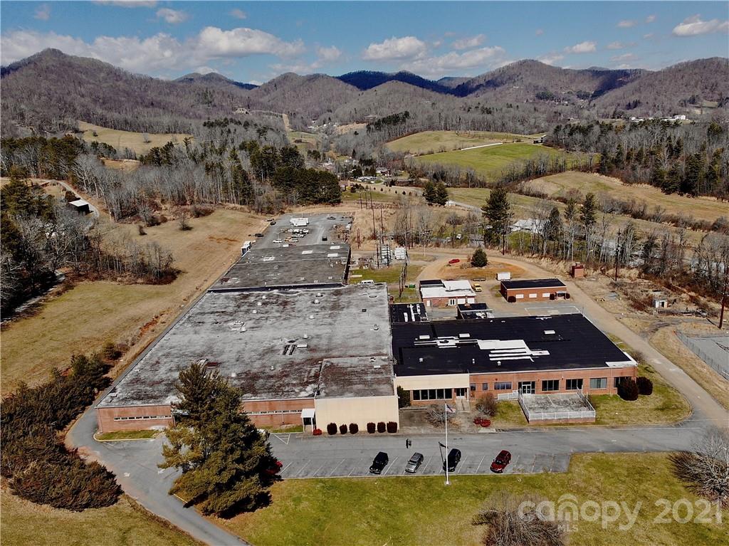 400 Hickory Drive Mars Hill NC 28754