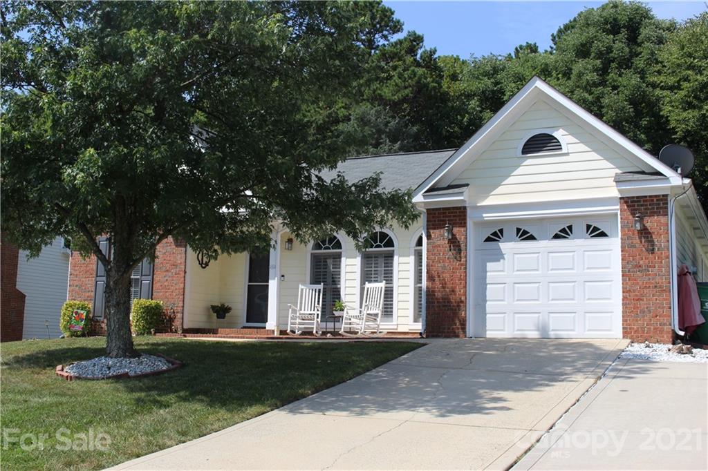 11913 Long Forest Drive Charlotte NC 28269