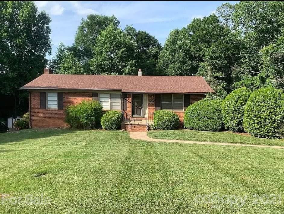 2823 Indian Hills Circle Hickory NC 28601