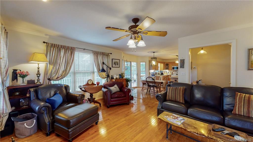 8 Amber Knoll Court Weaverville NC 28787