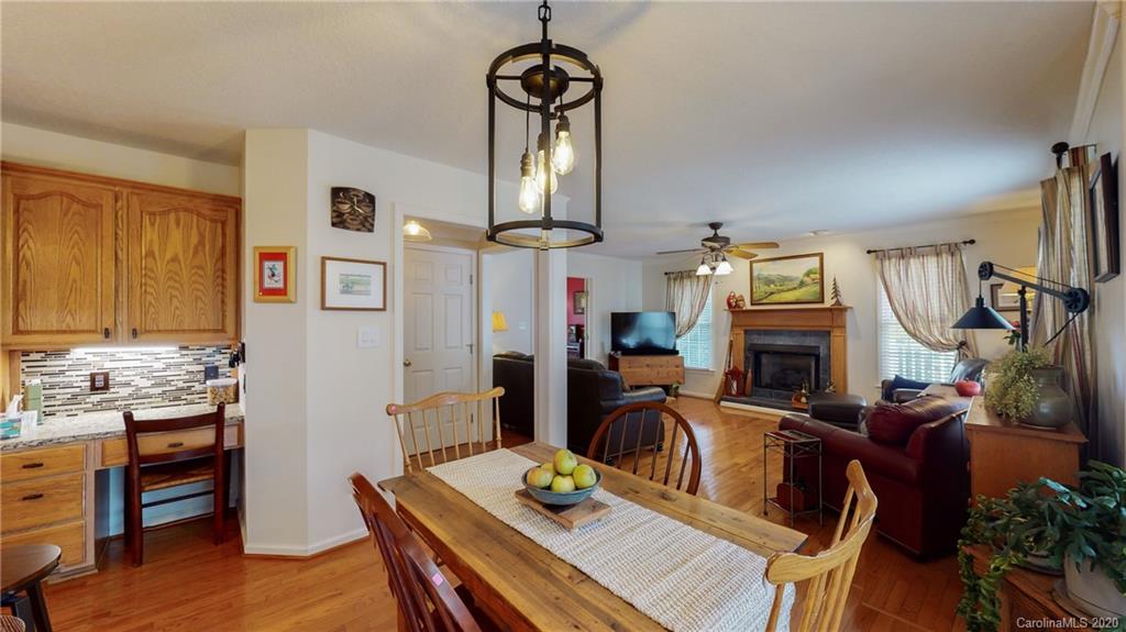 8 Amber Knoll Court Weaverville NC 28787