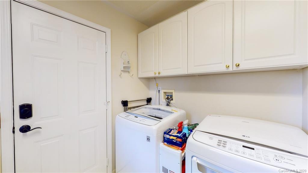 8 Amber Knoll Court Weaverville NC 28787