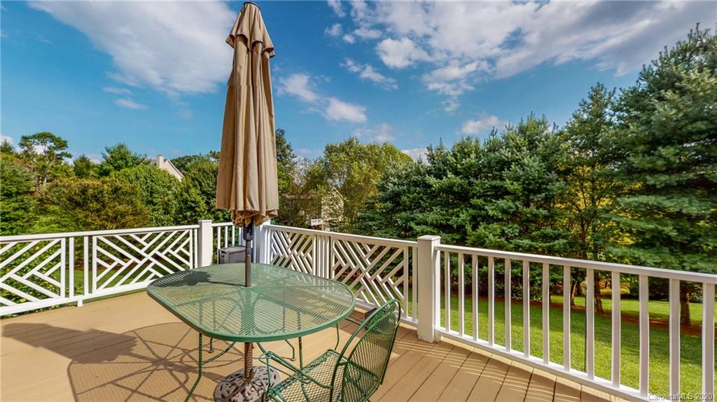 8 Amber Knoll Court Weaverville NC 28787