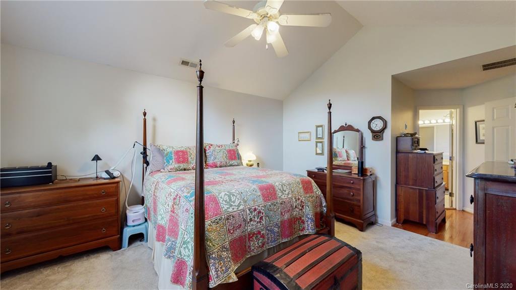 8 Amber Knoll Court Weaverville NC 28787