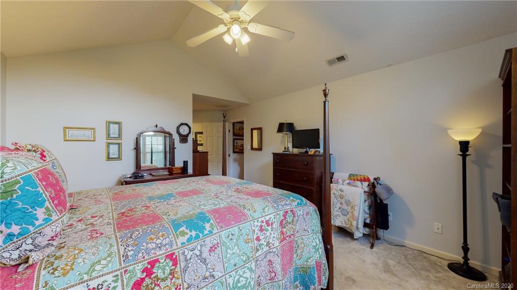 8 Amber Knoll Court Weaverville NC 28787