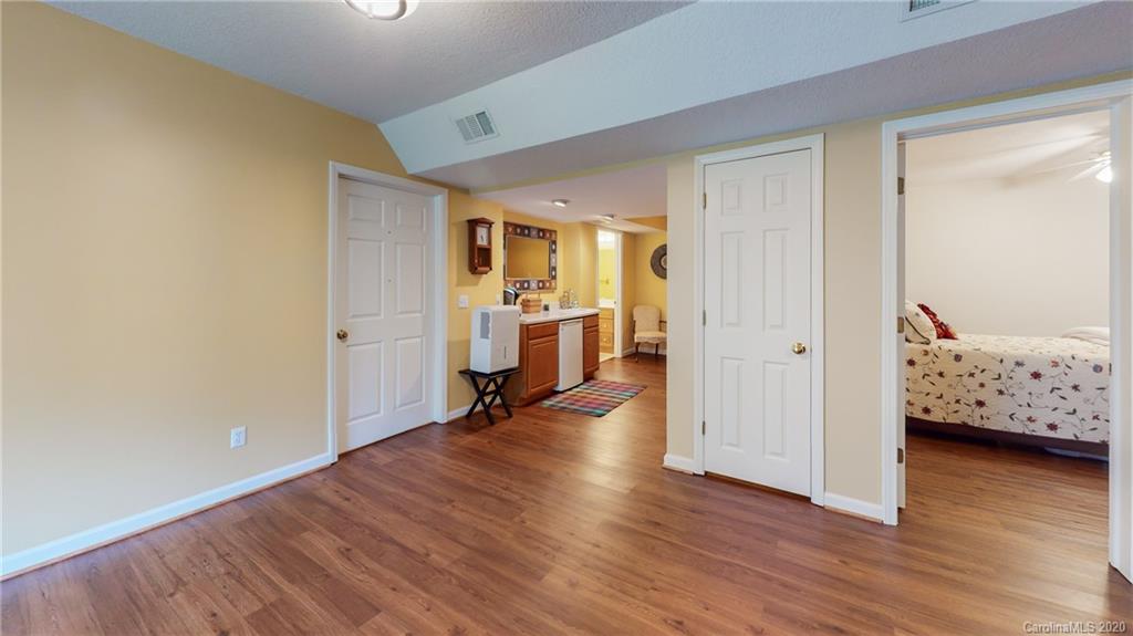 8 Amber Knoll Court Weaverville NC 28787