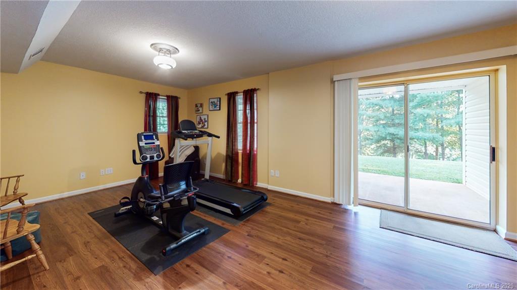 8 Amber Knoll Court Weaverville NC 28787