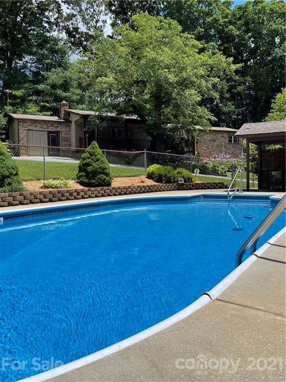 38 Rutledge Road Fletcher NC 28732