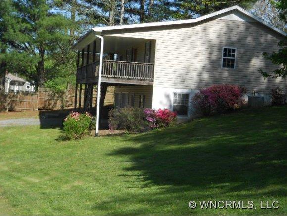 27 Canter Court Horse Shoe NC 28742