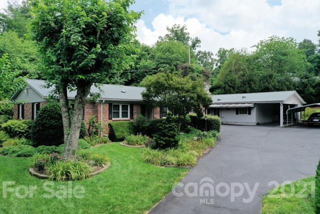 55 Labrador Lane Cullowhee NC 28723